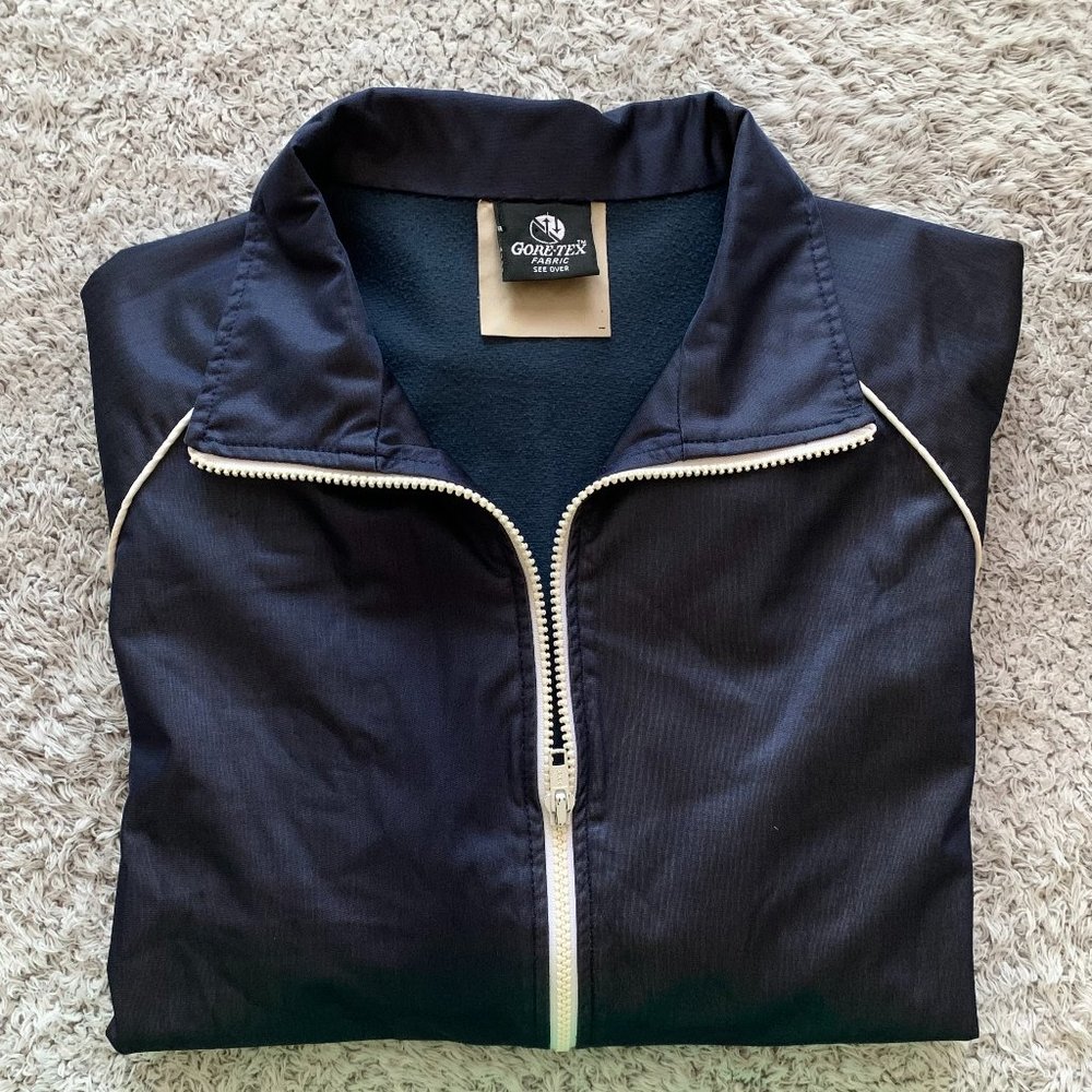Vintage Gore-Tex Lightweight Jacket. Small/Medium.